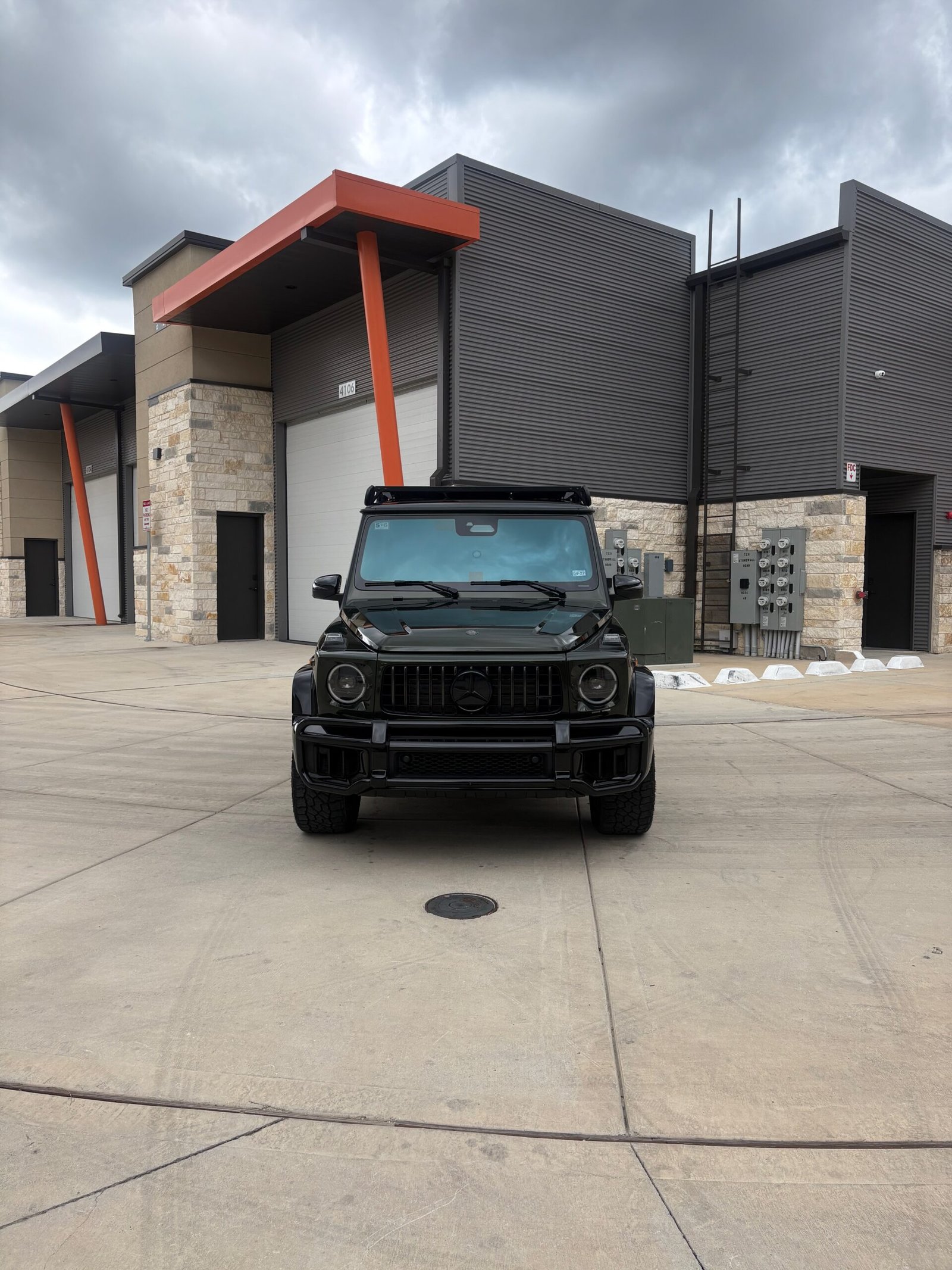 Black Mercedes G-Wagon after ceramic coating in San Antonio